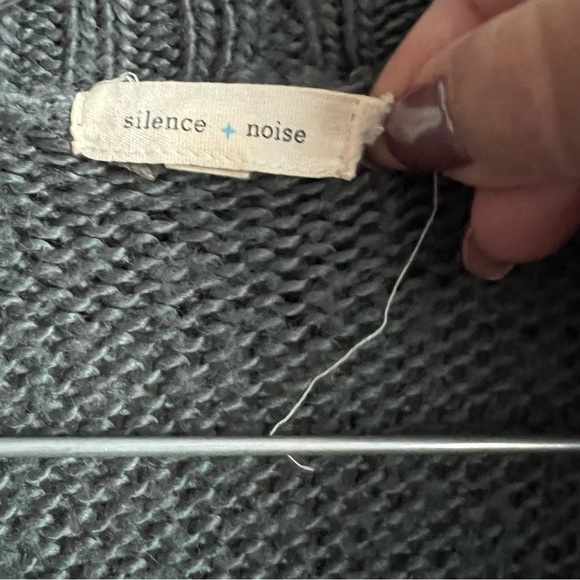 Silence & Noise Green Chunky Knit Cardigan - Picture 2 of 5